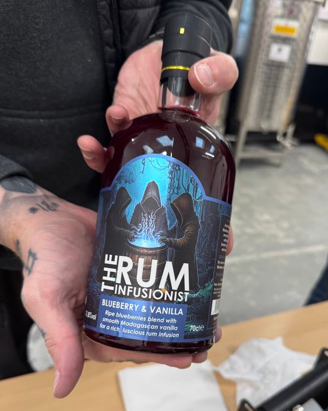 Blueberry & Vanilla Rum — 70cl