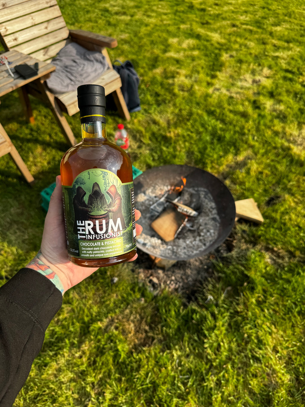 Chocolate & Pistachio Infused Rum – 32.3% ABV | The Rum Infusionist